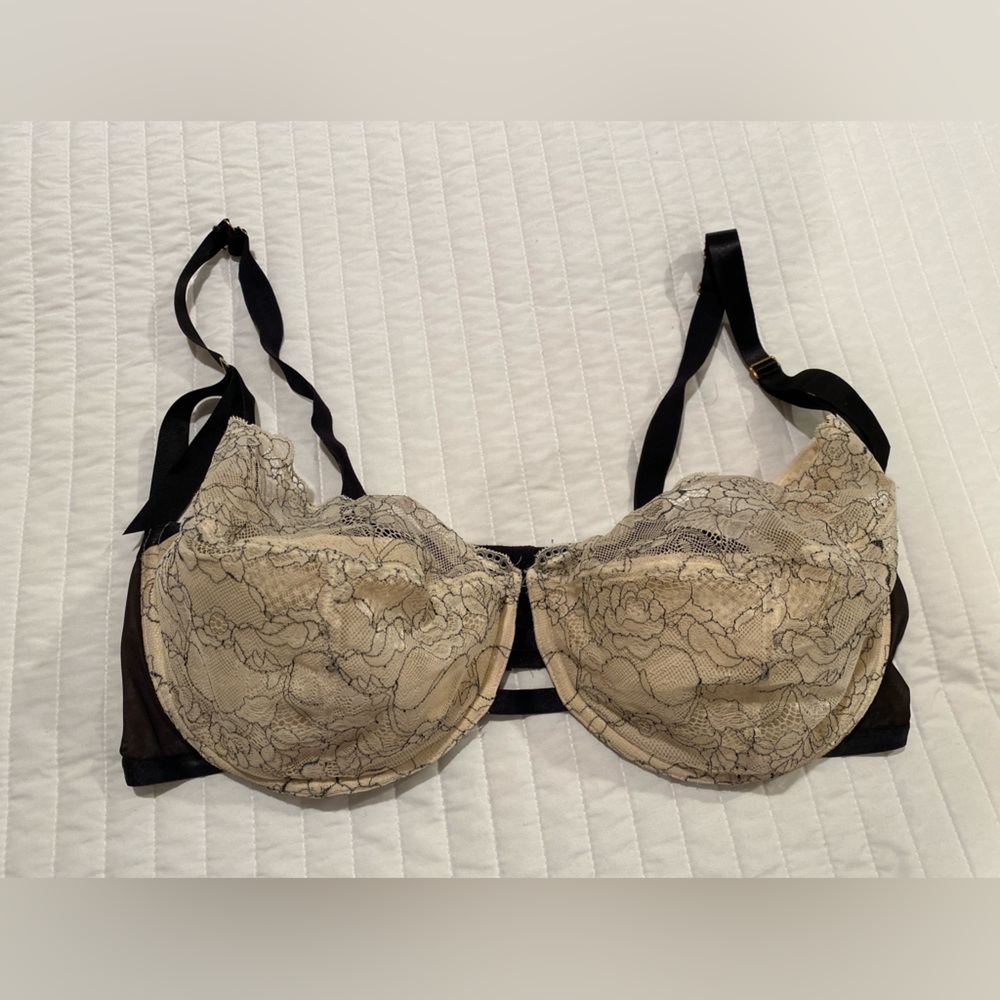 Cacique Lane Bryant Underwire Balconette Bra  Black Cream Lace 44F